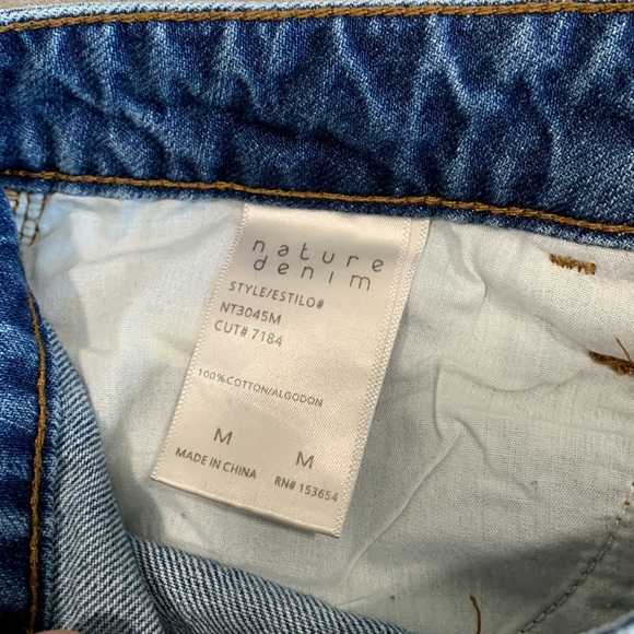 Pink Lily High Rise Shorts - Picture 4 of 4